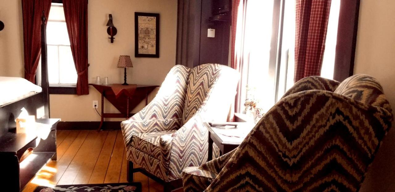 קמדן Timbercliffe Cottage Inn מראה חיצוני תמונה